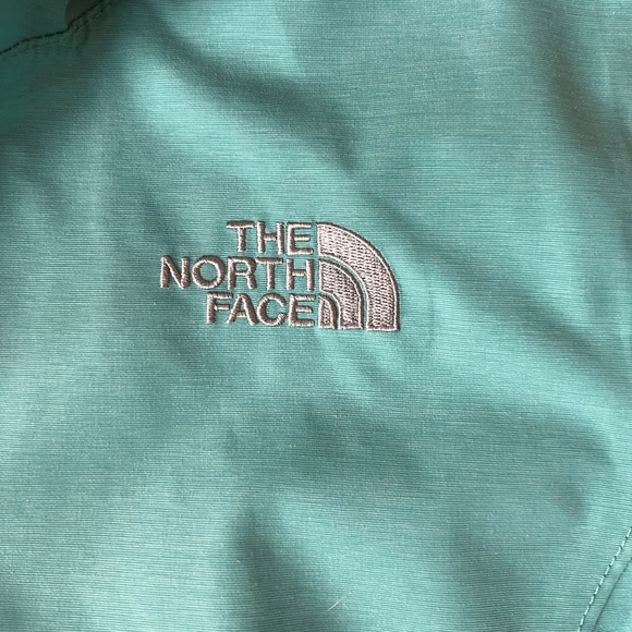 The North Face Girls Raincoat Size Medium 10/12 - Picture 4 of 7